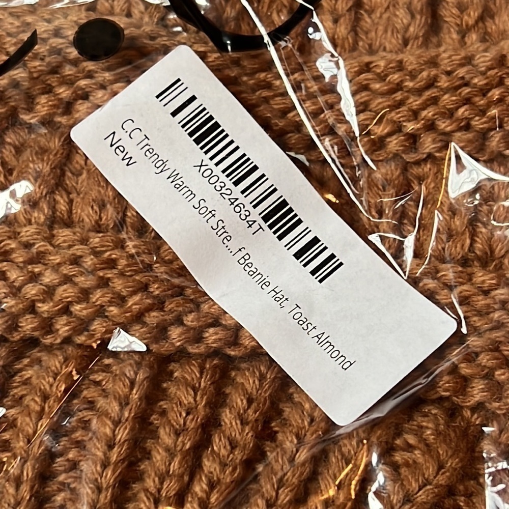 𝅺cc Toasted Almond Beanie - Picture 4 of 4